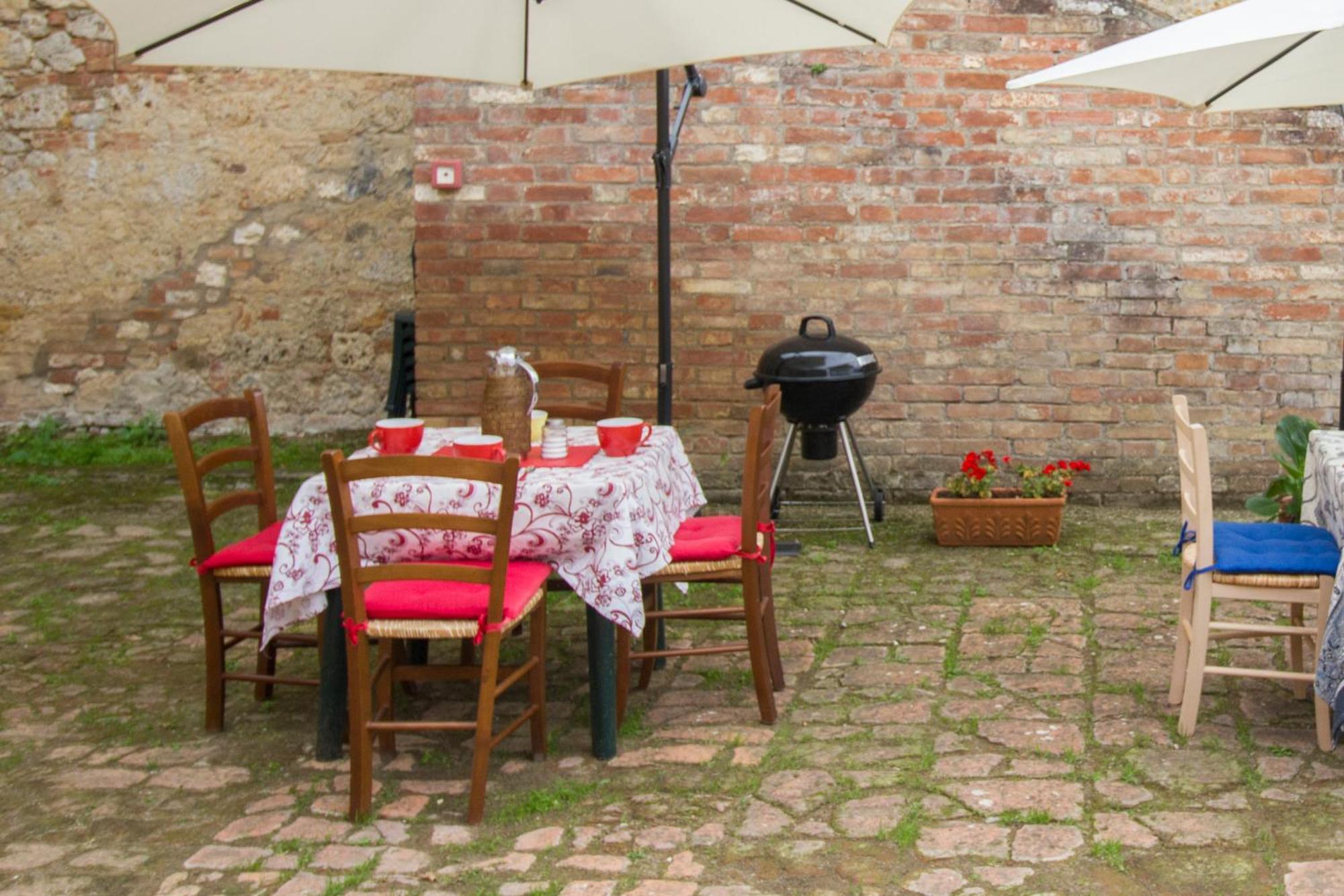 Appartamenti Villa E Fattoria Di Radi Tuscany Monteroni d'Arbia Exterior photo